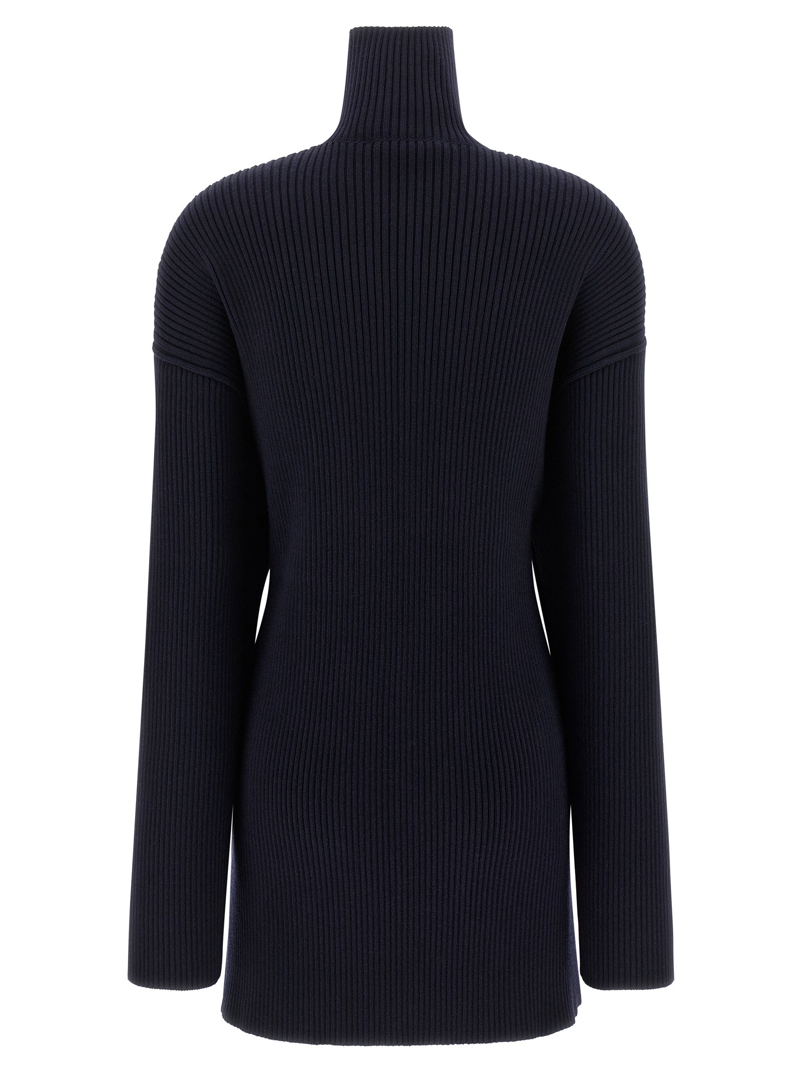 Robe courte en laine bleue Balenciaga, silhouette élégante et moderne, vue de face avec détails du tissu et de la coupe.