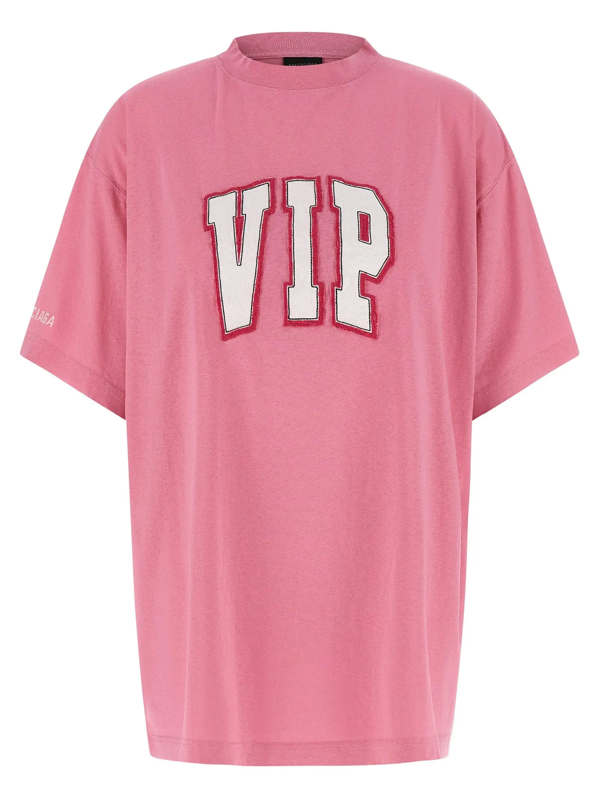 T-shirt oversize rose balenciaga en coton avec lettrage vip blanc contour rouge et logo balenciaga discret sur la manche