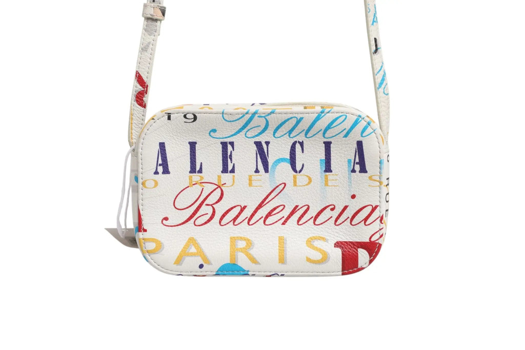 Sac bandoulière Balenciaga Paris blanc avec lettrage multicolore sur cuir pour usage quotidien