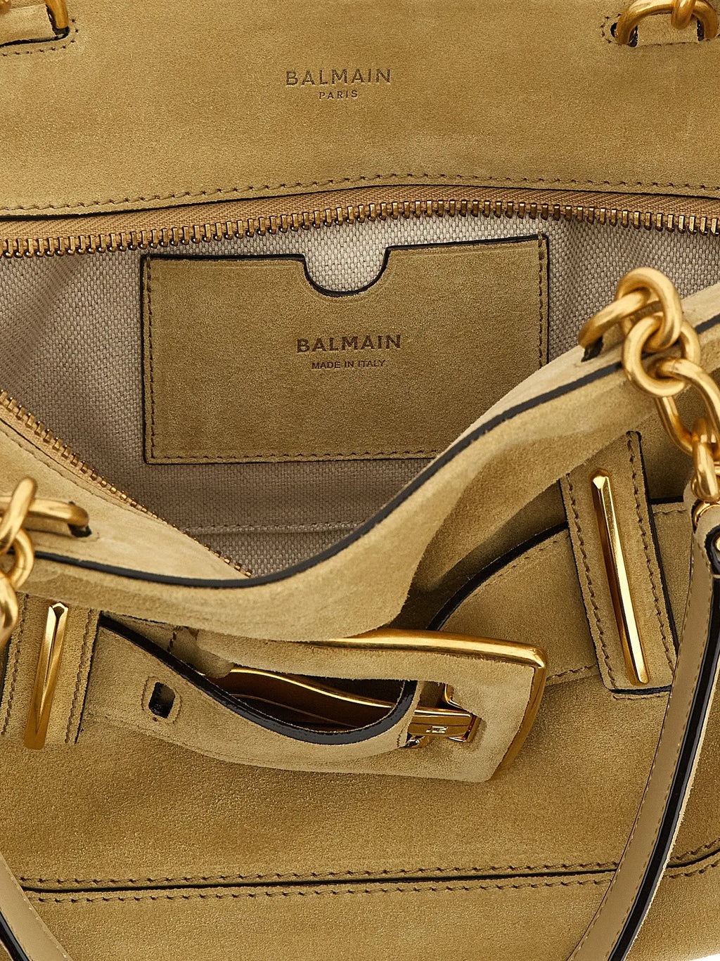 Sac bandoulière balmain beige en cuir de veau avec chaîne et détails dorés en suède tan