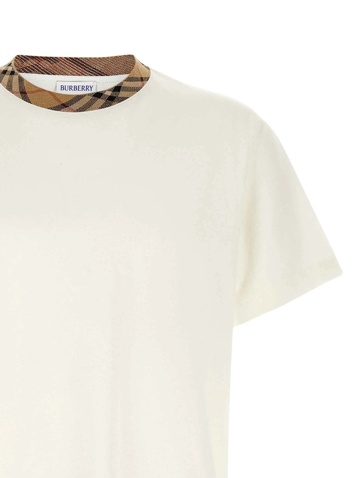 T-shirt en coton beige burberry avec col en écossais beige marron et noir et étiquette de la marque visible