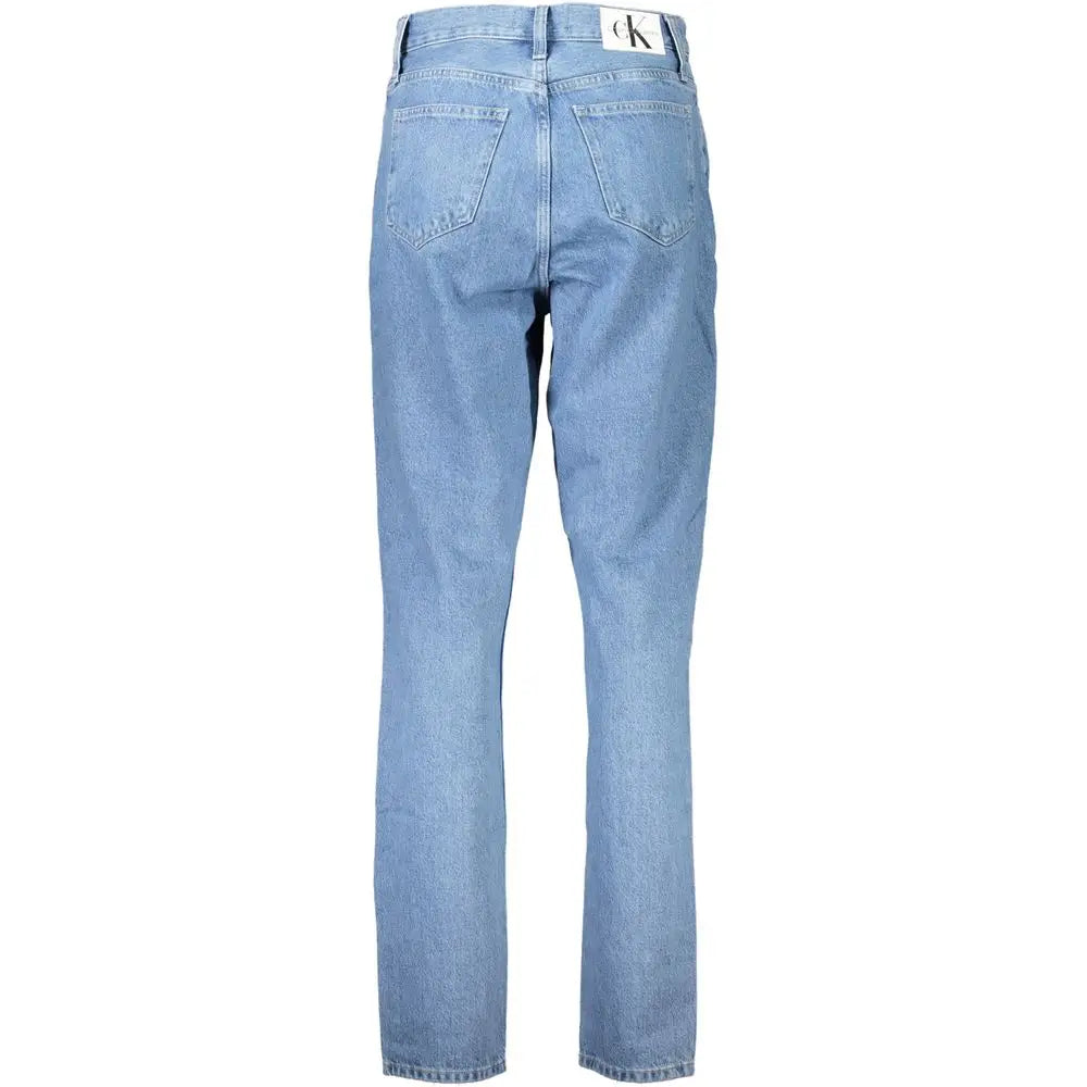 Jeans femme calvin klein azzurro en coton bleu clair avec coupe droite classique et logo emblématique au niveau de la taille