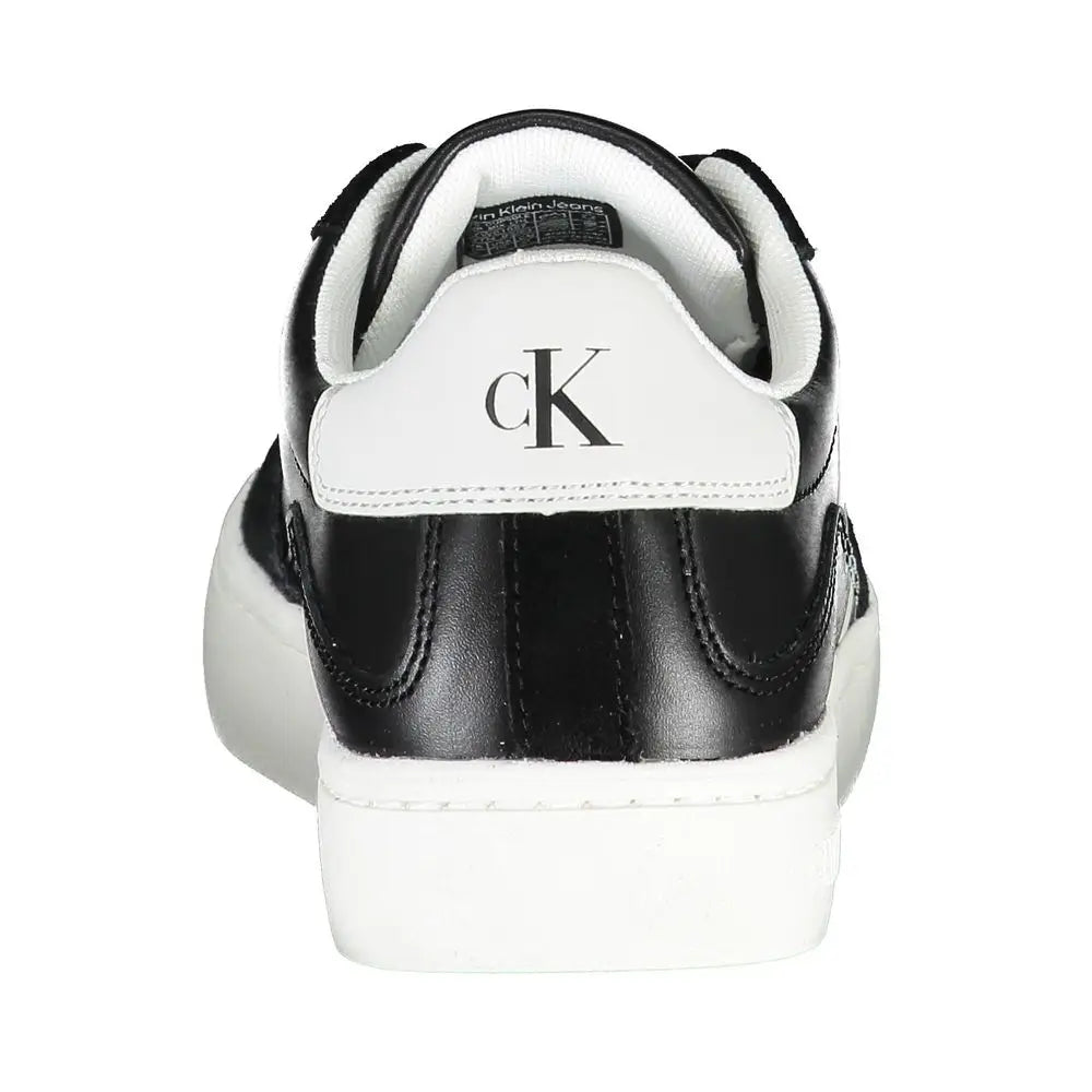 Baskets femmes calvin klein noires et blanches en cuir avec couture contrastée et semelle en caoutchouc épaisse