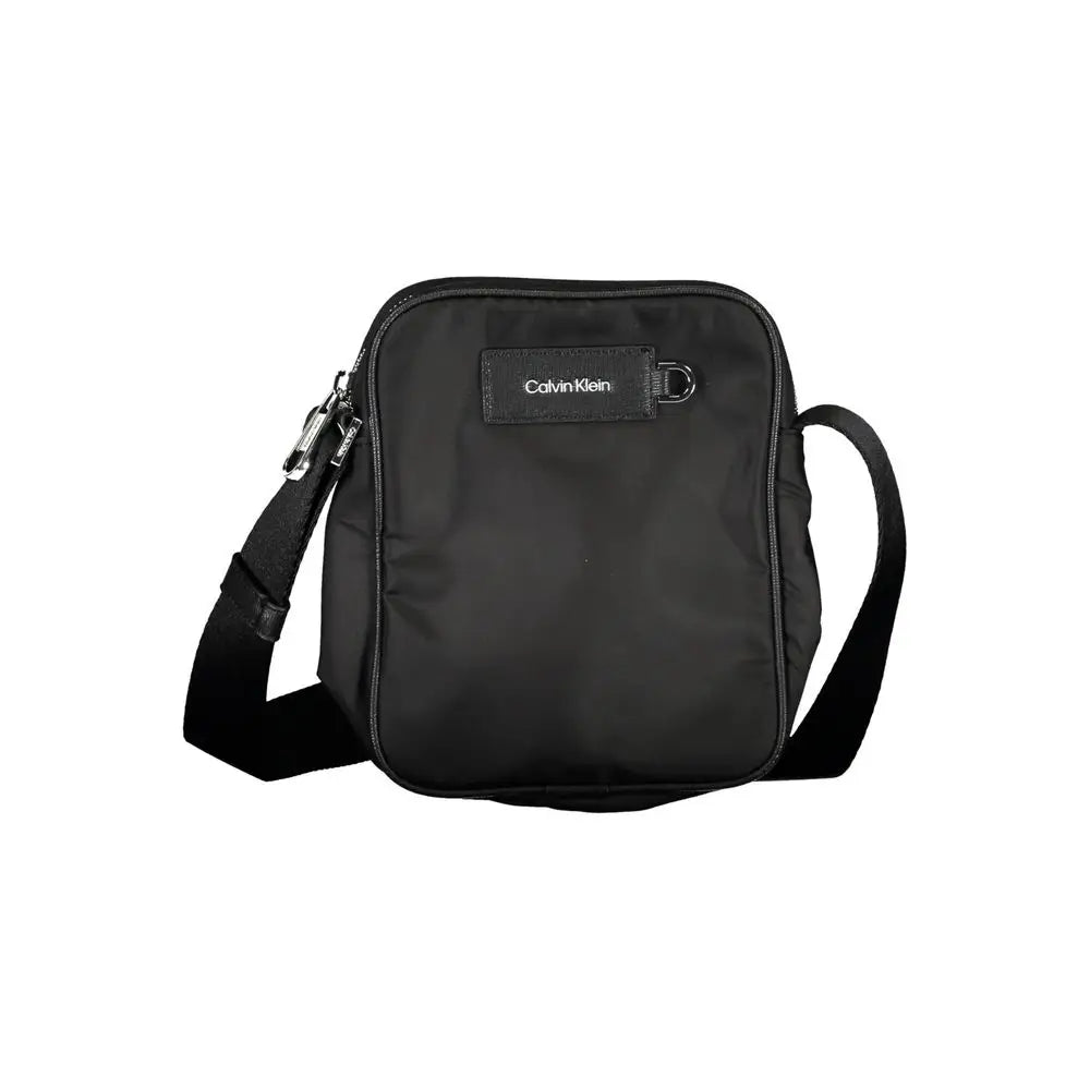 Calvin Klein sac bandoulière noir pour homme en polyester résistant au design minimaliste et épuré