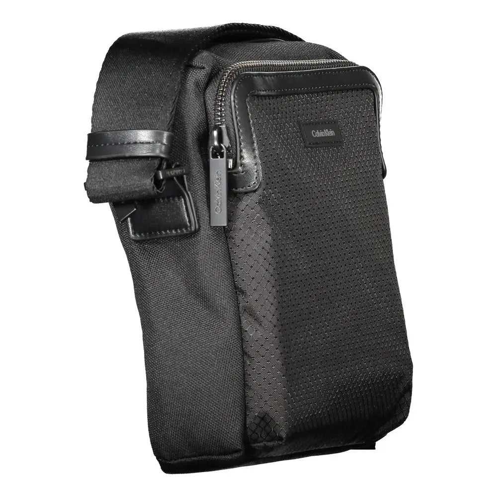 Calvin Klein sac bandoulière homme noir en polyester avec tissu texturé et accents en cuir