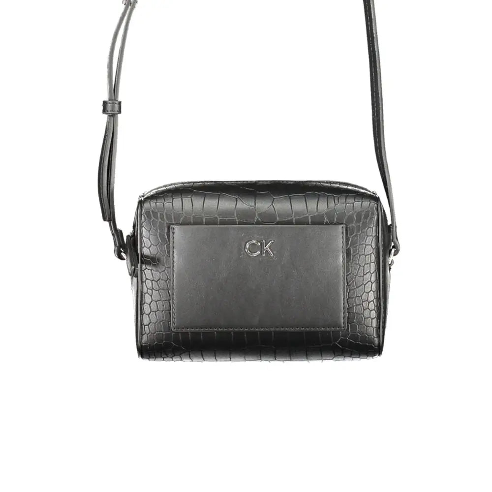 Sac bandoulière femme calvin klein noir en polyester avec cuir embossé crocodile et plaque logo ck argentée