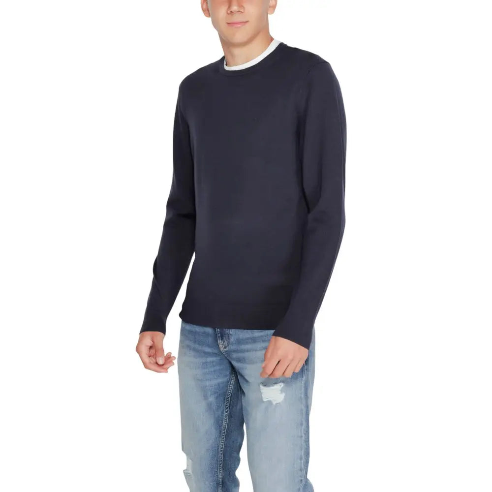 Pull col rond bleu marine en laine recyclée avec bordure blanche côtelée Calvin Klein