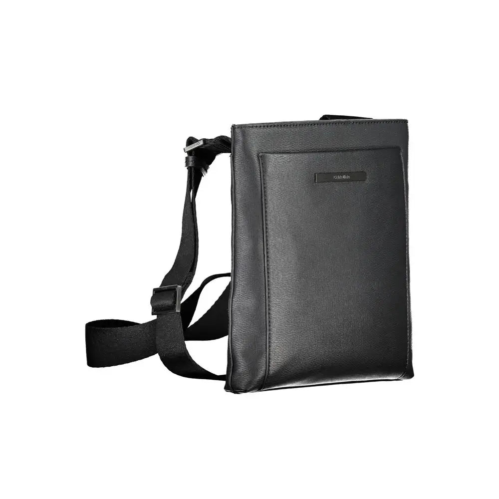 Sac bandoulière noir Calvin Klein en cuir écologique avec design minimaliste et sangle ajustable