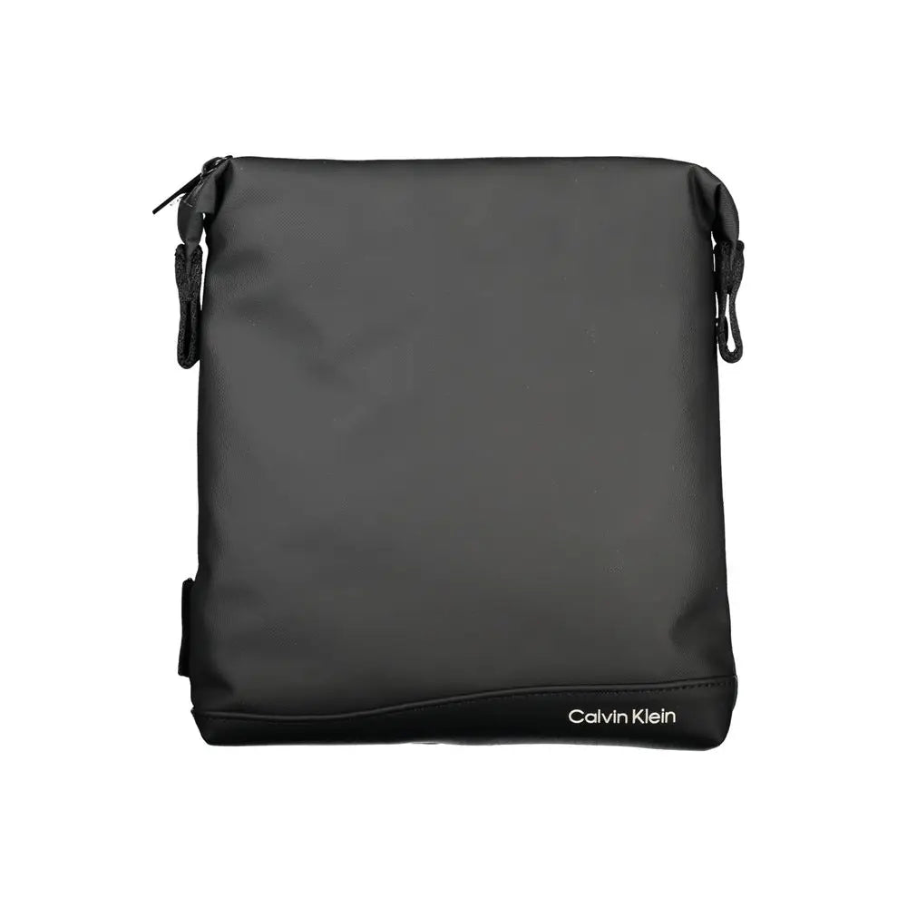 Calvin Klein elegante sac bandoulière noir en tissu durable avec design minimaliste et détails contrastants