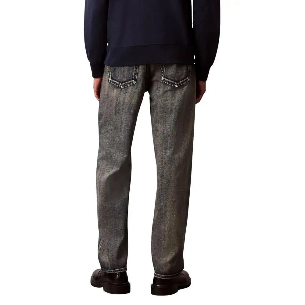 Jeans beige en coton relaxed fit calvin klein montrant le dos en denim gris foncé avec coutures blanches contrastées