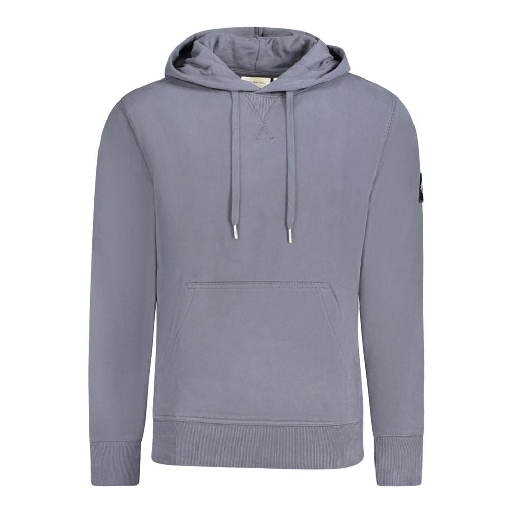 Pull homme en coton bleu de Calvin Klein, modèle sweater avec col rond et manches longues, porté sur un mannequin.
