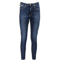 Jeans pour femmes Calvin Klein Blu en coton avec coupe classique, visible en détail sur l'image 7683661.