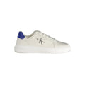 Baskets homme en cuir blanc calvin klein avec talon bleu et logo argenté visible de dos