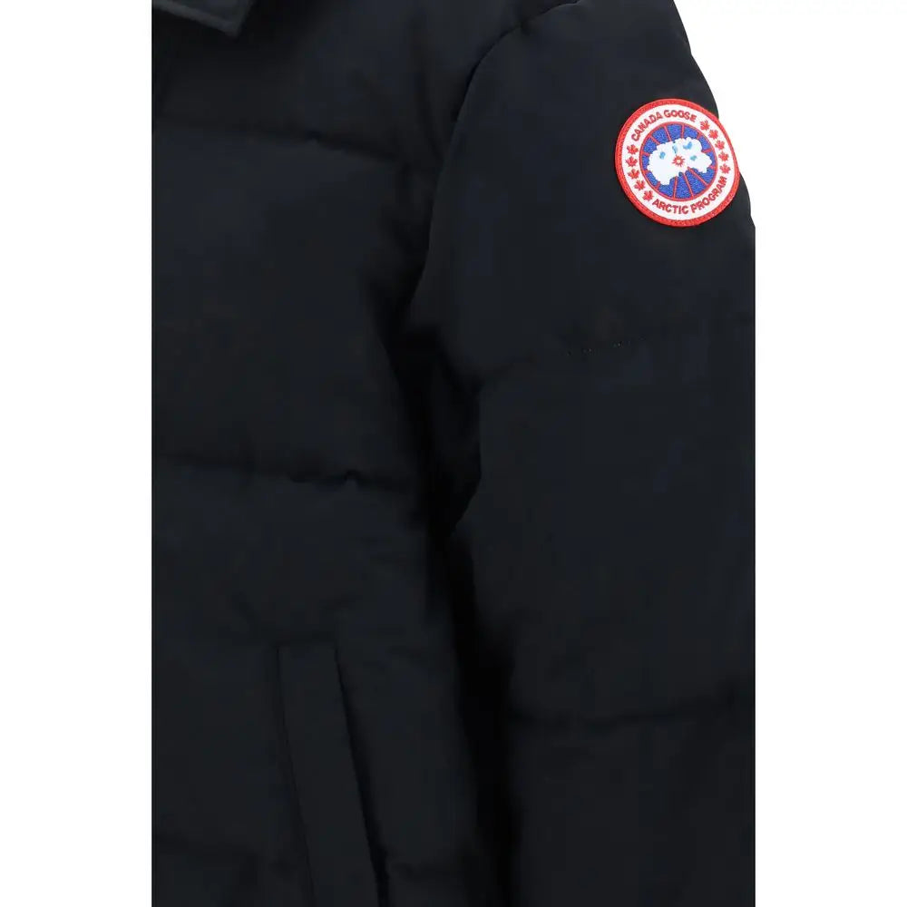 Parkas canada goose noire en polyester recyclé avec logo circulaire rouge et blanc sur l’épaule
