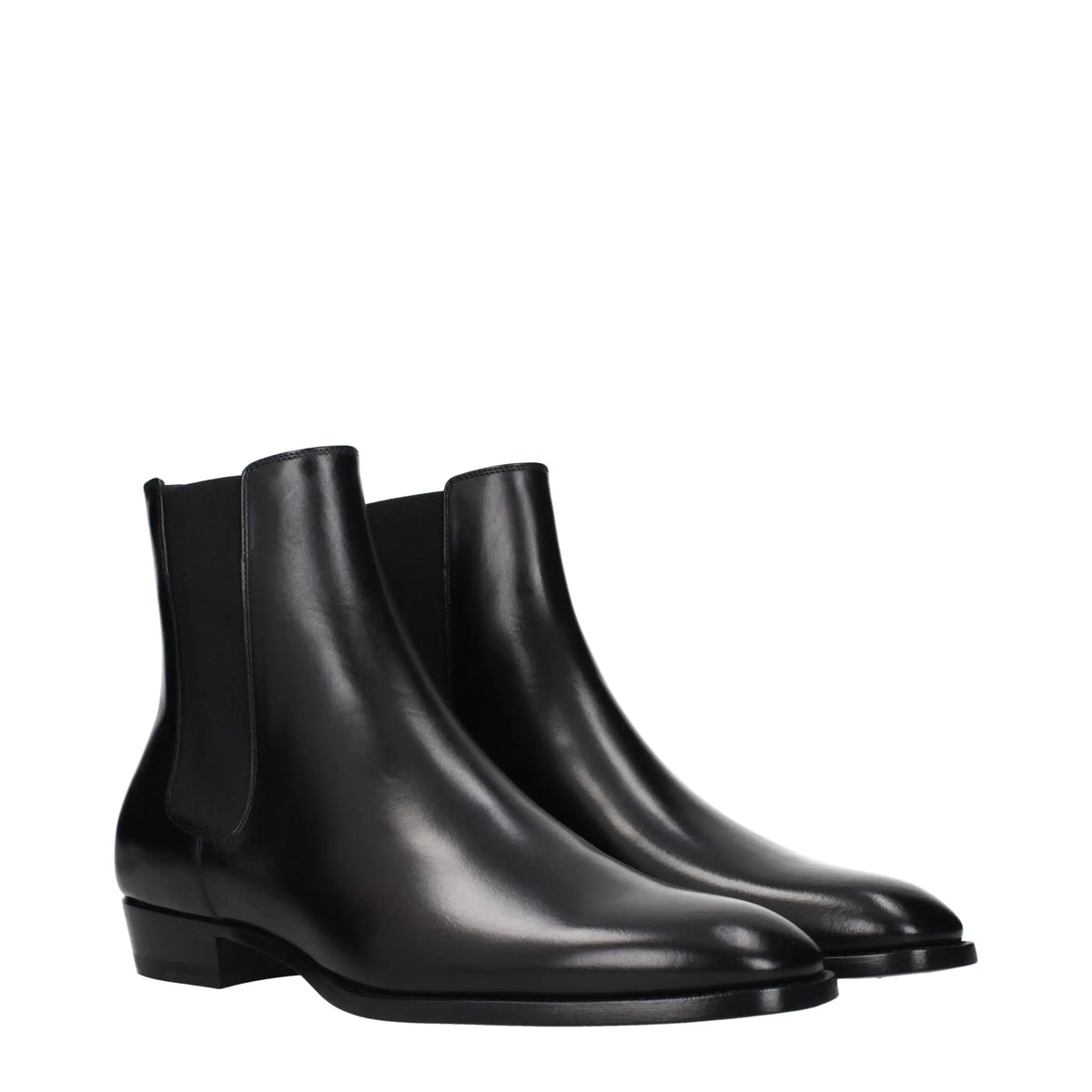 Bottes chelsea en cuir noir celine avec finition polie et panneaux élastiques latéraux