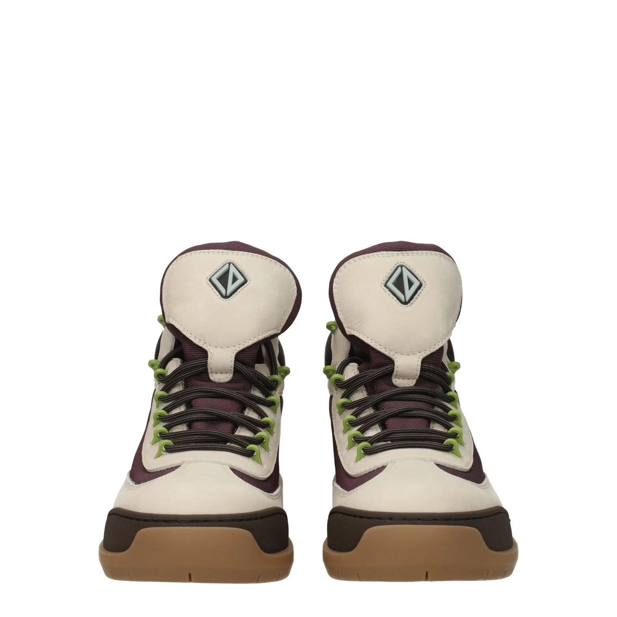 Bottines christian dior en cuir beige avec baskets montantes crème et bordeaux à lacets verts volcom au talon