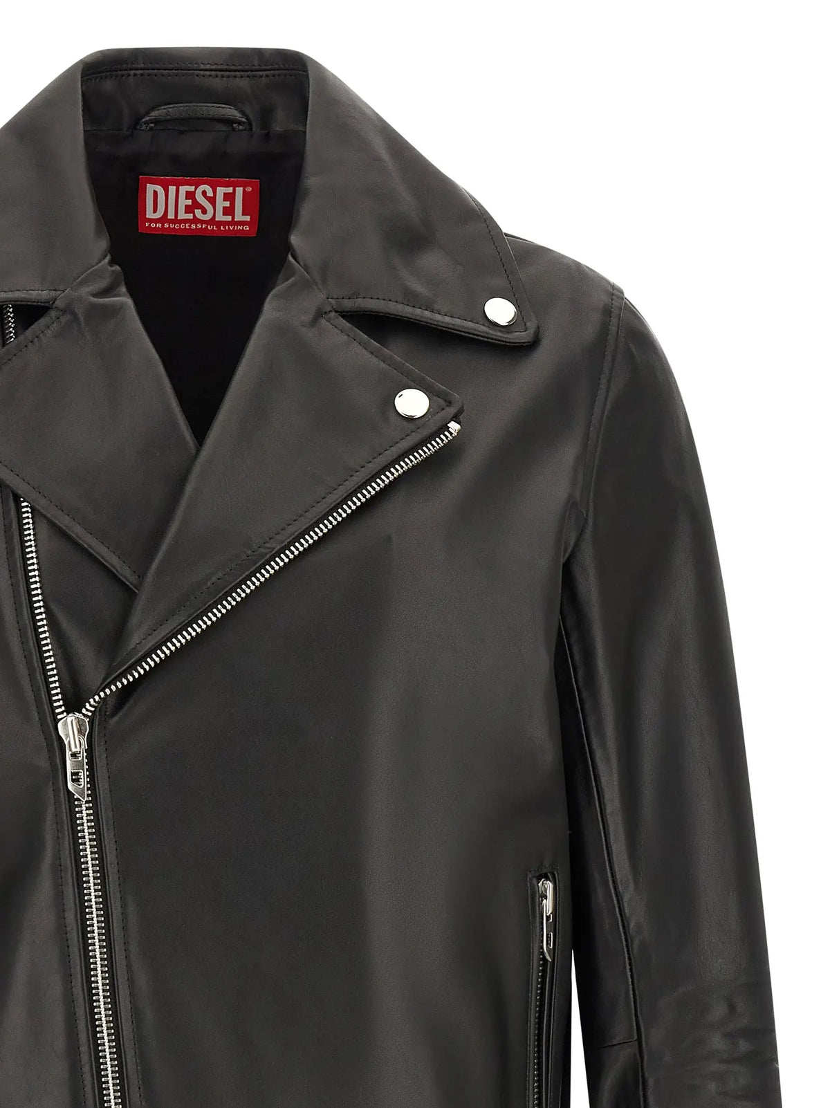 Veste biker diesel noire en cuir de vachette avec zips argentés et boutons-pression visible sur le devant