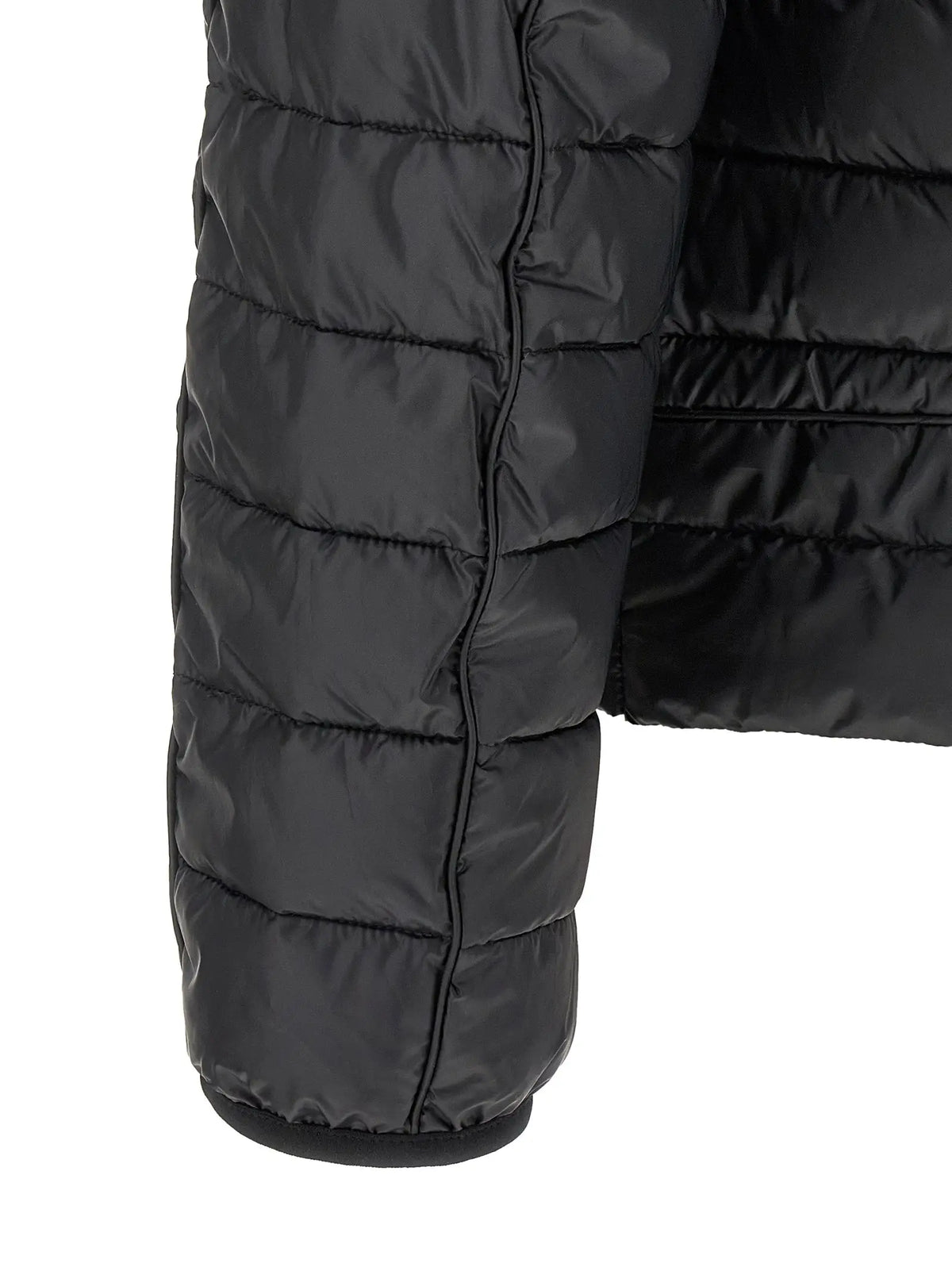 Manche de veste puffer noire matelassée diesel en polyester brillant avec coutures détaillées