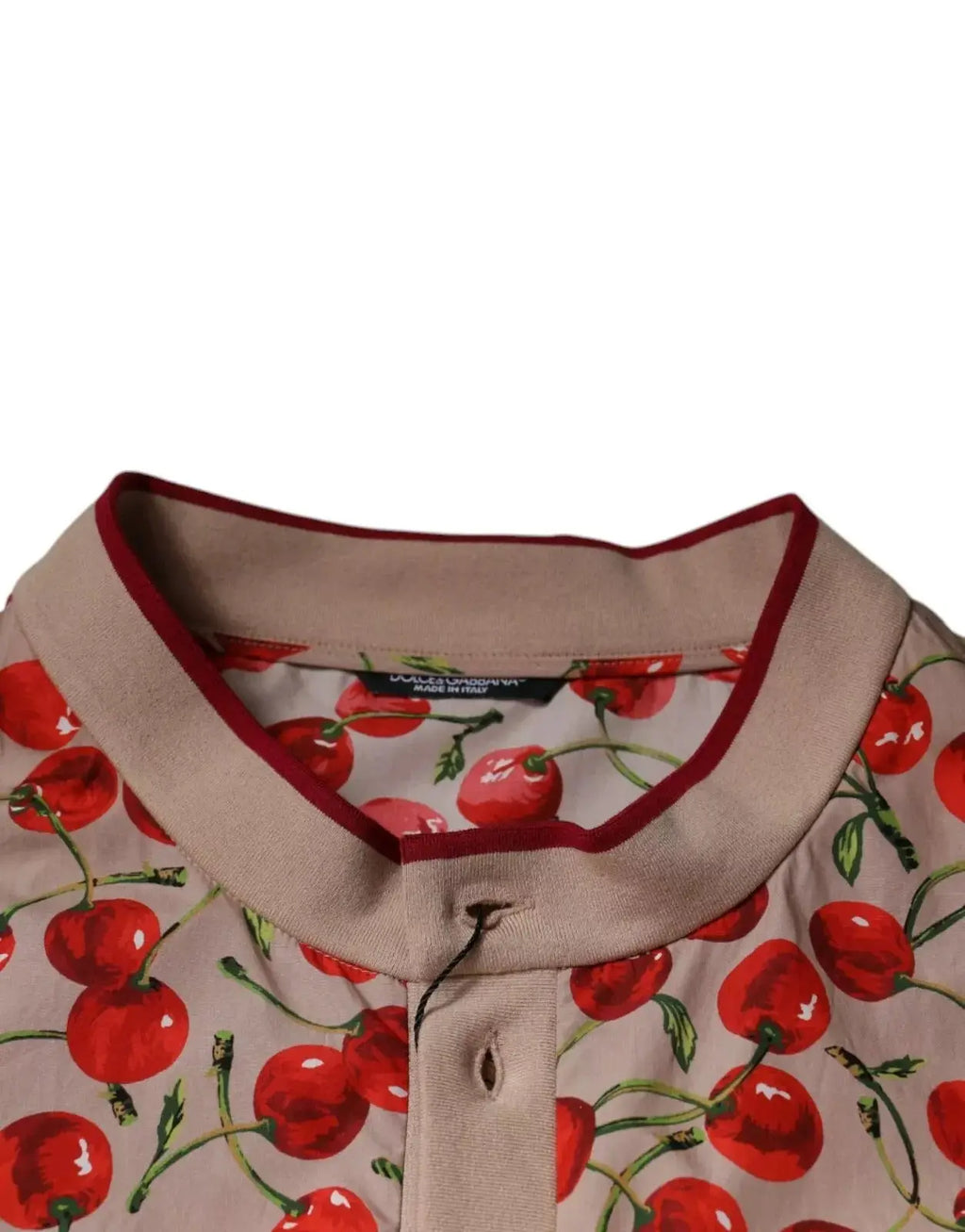 Beige nylon chemise décontractée dolce & gabbana pour femme avec imprimé cerises rouges et col bordeaux