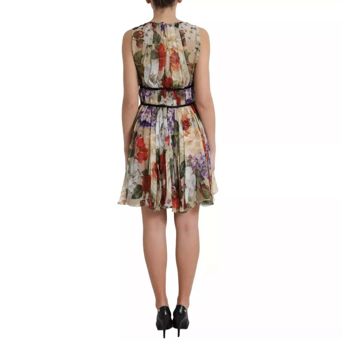 Robe beige dolce gabbana sans manches en chiffon fluide avec imprimé floral rouge violet et vert aux genoux