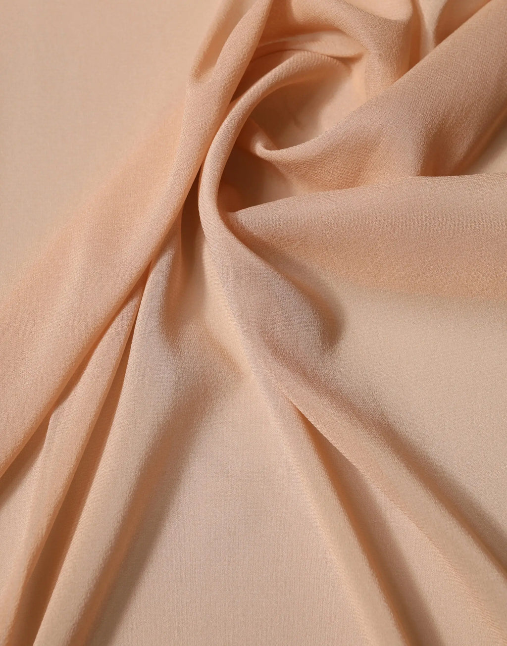 Dolce & gabbana beige foulard en soie léger en chiffon pêche avec texture fluide et légère brillance pour femme