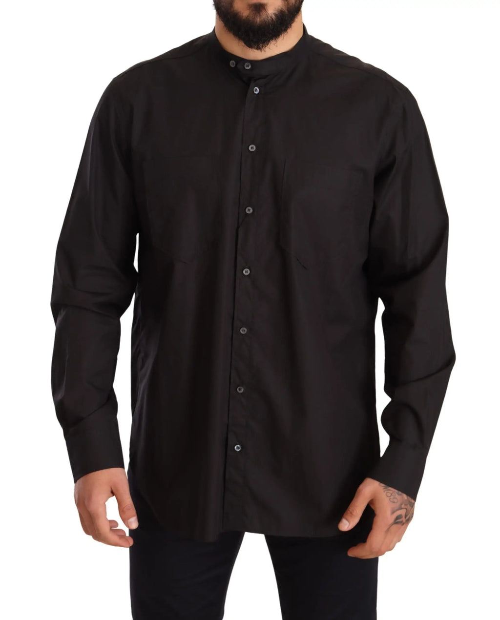 Dolce & gabbana chemise noire en coton 100 pourcent à manches longues, col montant et boutons argentés formelle