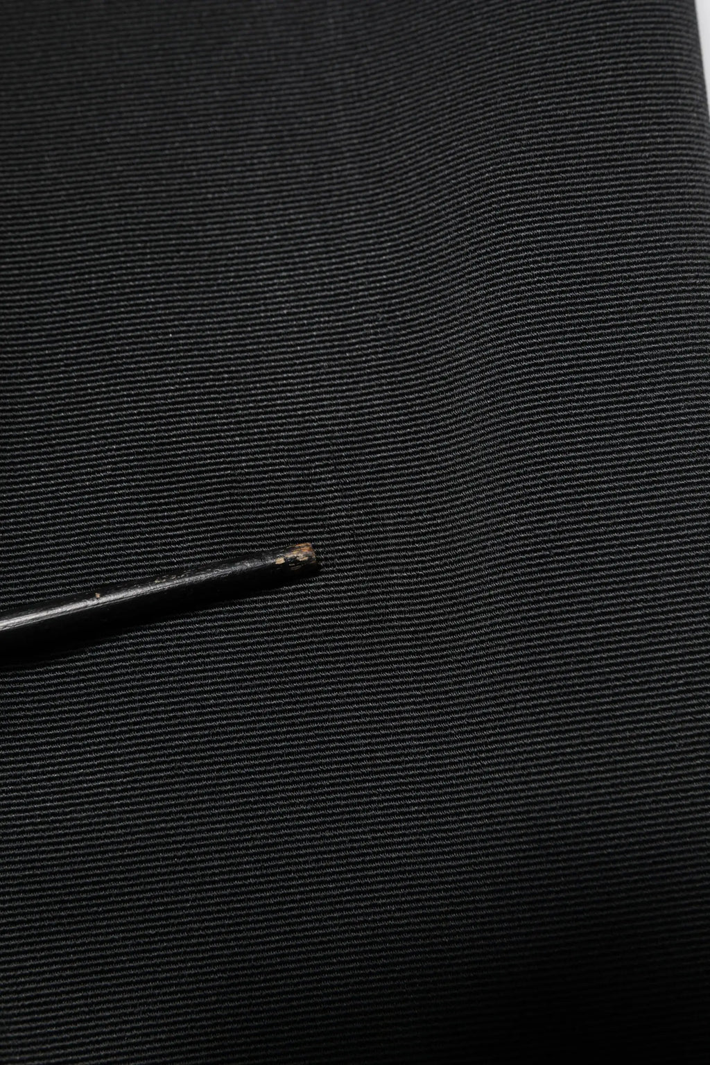 Tissu noir texturé avec un motif côtelé subtil pour pantalon droit taille haute en acétate dolce gabbana