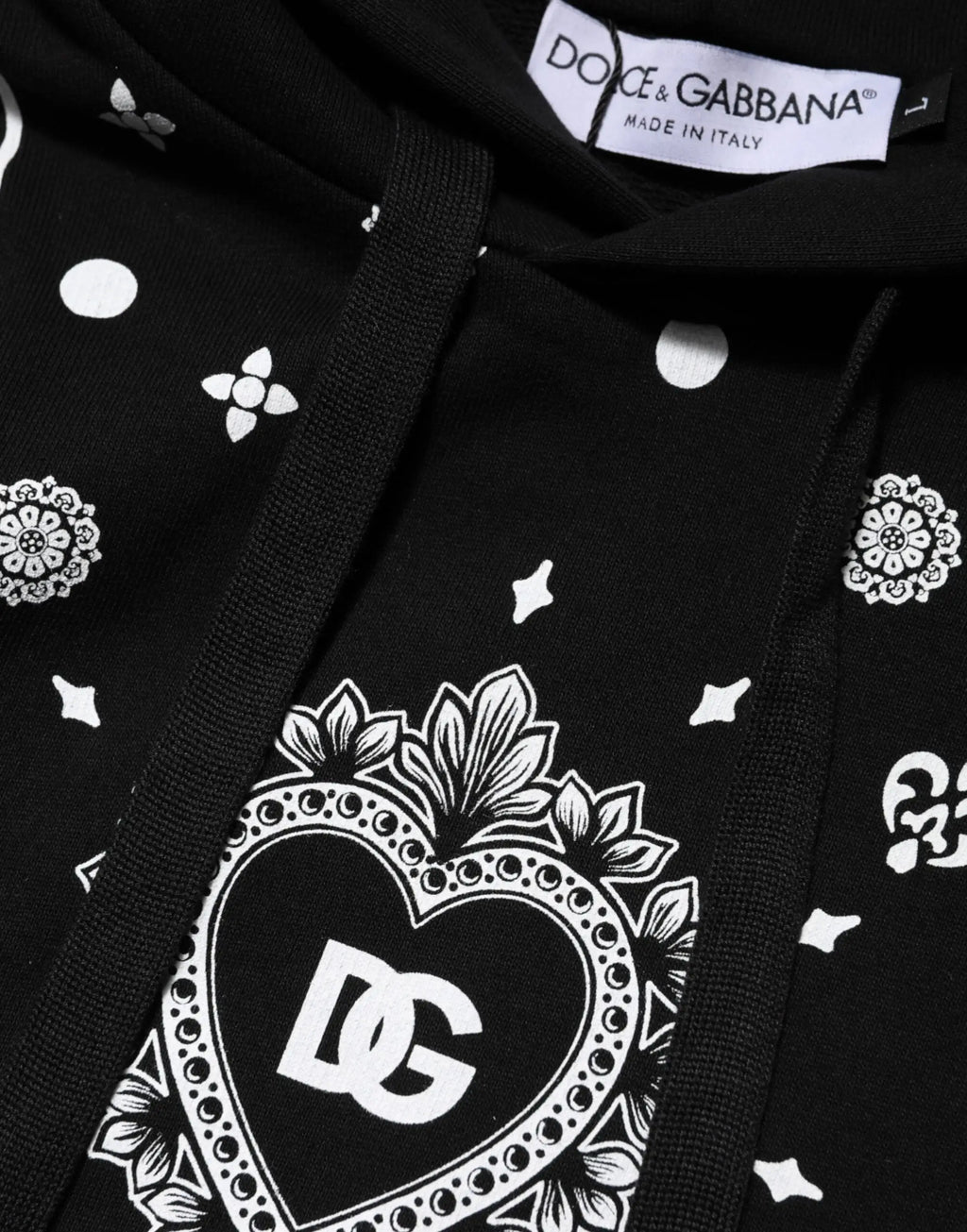 Dolce & gabbana sweat à capuche noir pour homme avec motif bandana blanc floral et logo cœur central