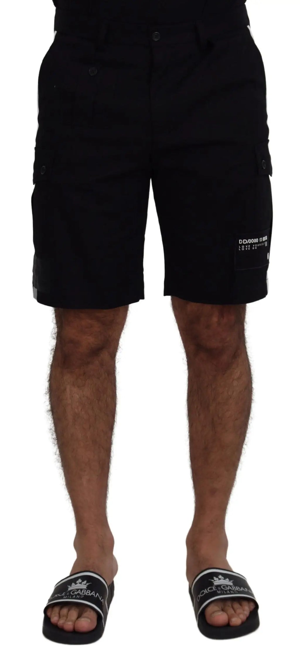 Dolce & gabbana bermuda cargo noirs avec poches multiples et logo blanc subtil sur le côté pour un style décontracté