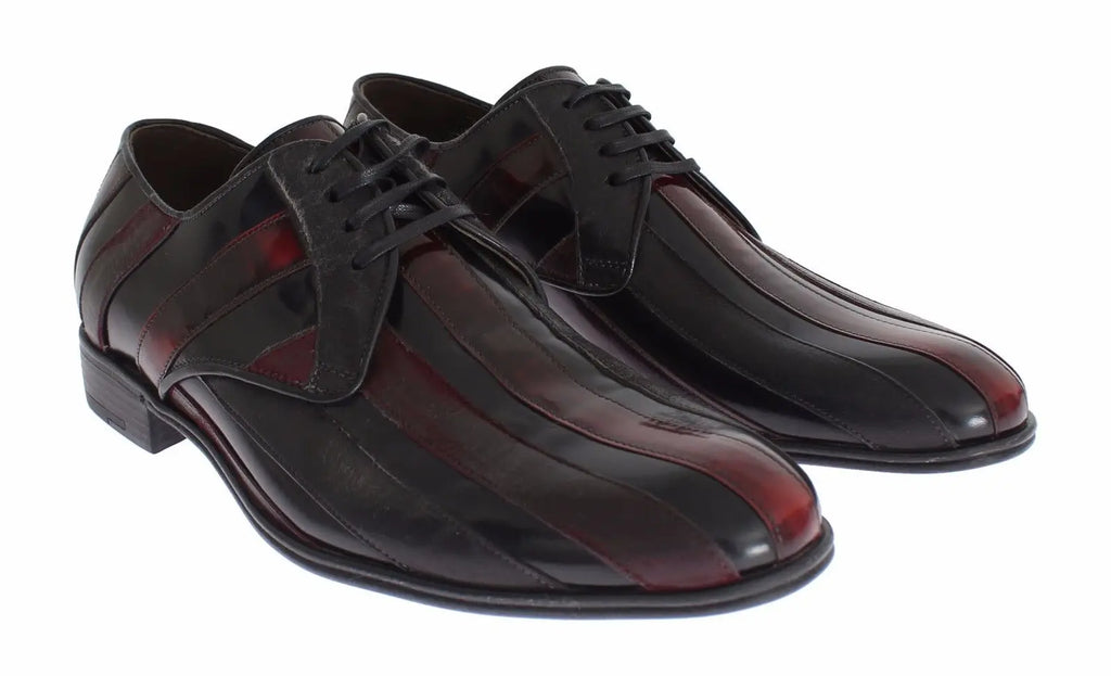 Dolce & Gabbana chaussures habillées en cuir noir et bordeaux rayé avec finition brillante pour homme