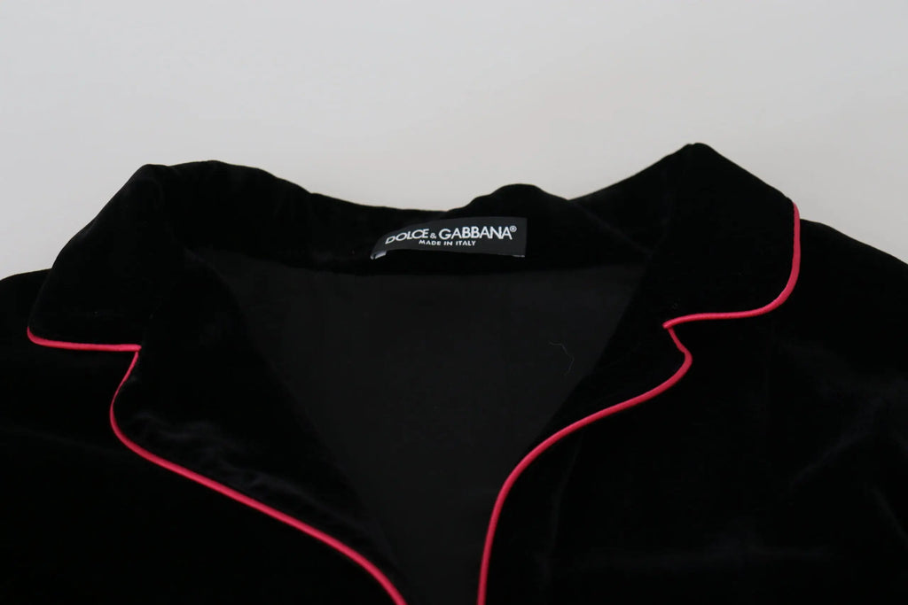 Dolce & gabbana veste noire en viscose ceinturée avec un haut de pyjama en velours noir et bordure rose