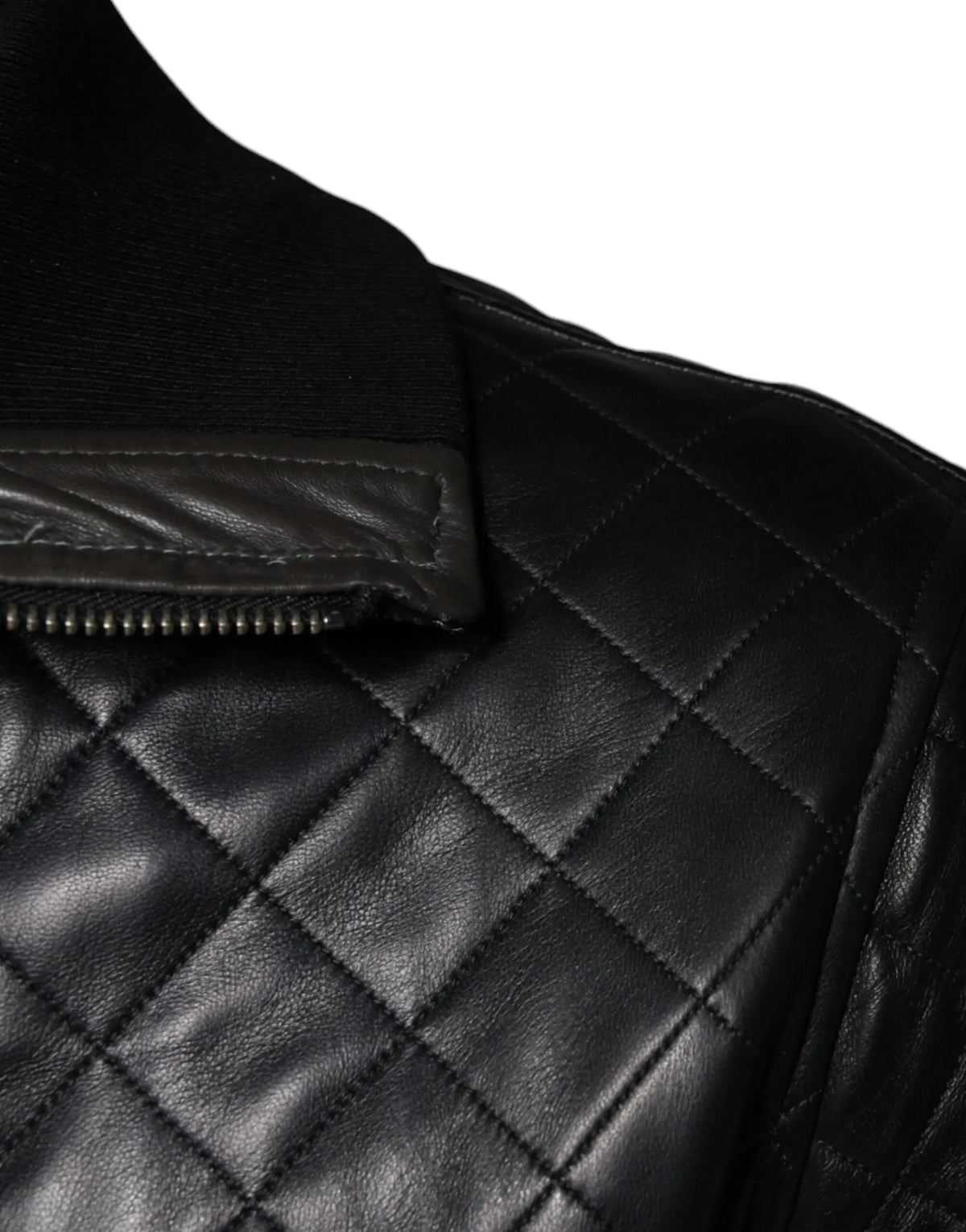 Veste noire matelassée en cuir de veau dolce & gabbana avec col côtelé et fermeture éclair intégrale