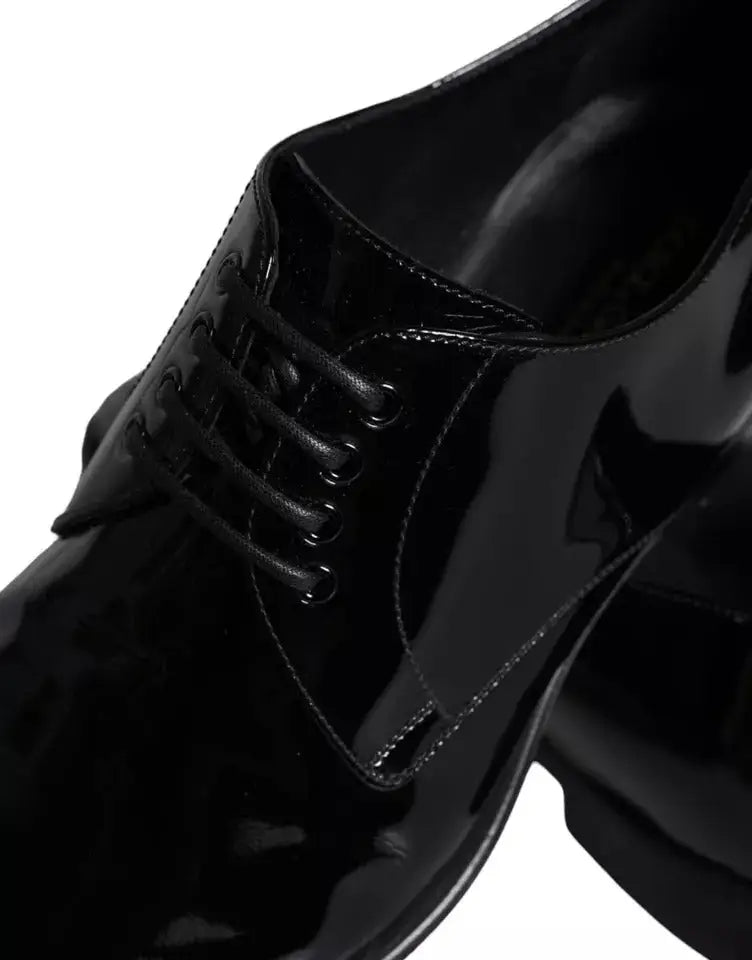 Dolce & gabbana derby homme en cuir de veau noir brillant avec finition vernie et lacets classiques