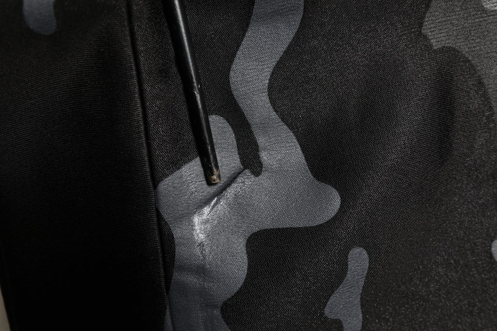 Sweatshirt dolce & gabbana noir camouflage en tissu avec motif gris et tirette de fermeture éclair visible