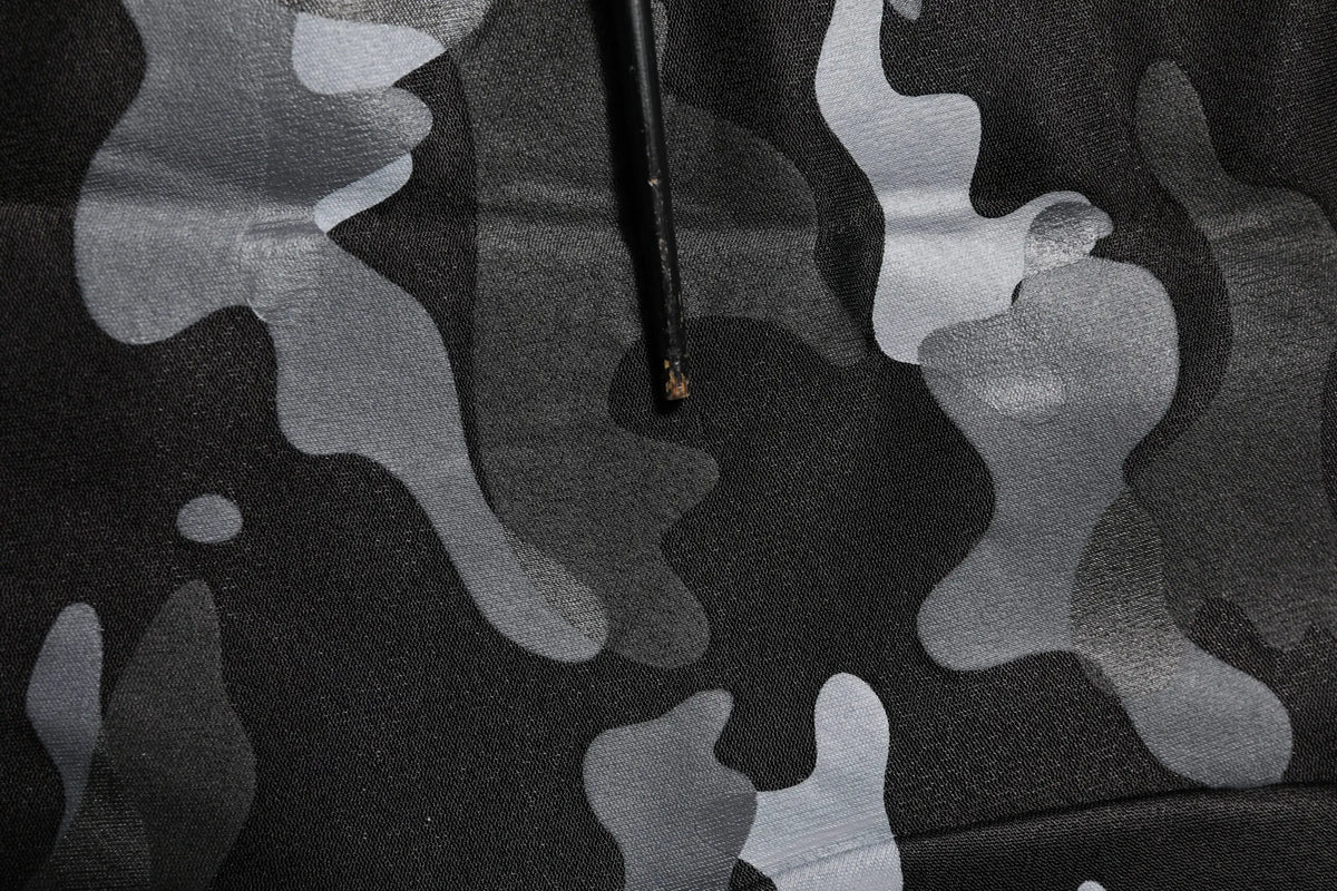 Dolce & gabbana pull camouflage noir et gris avec fermeture éclair en tissu doux et confortable