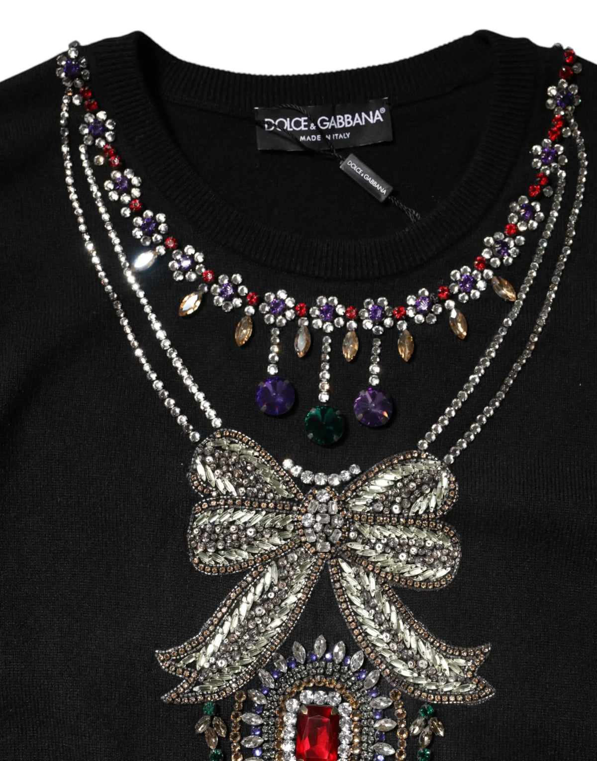 Pull dolce & gabbana en cachemire noir orné d un nœud bijoux multi-couches et de pierres précieuses colorées