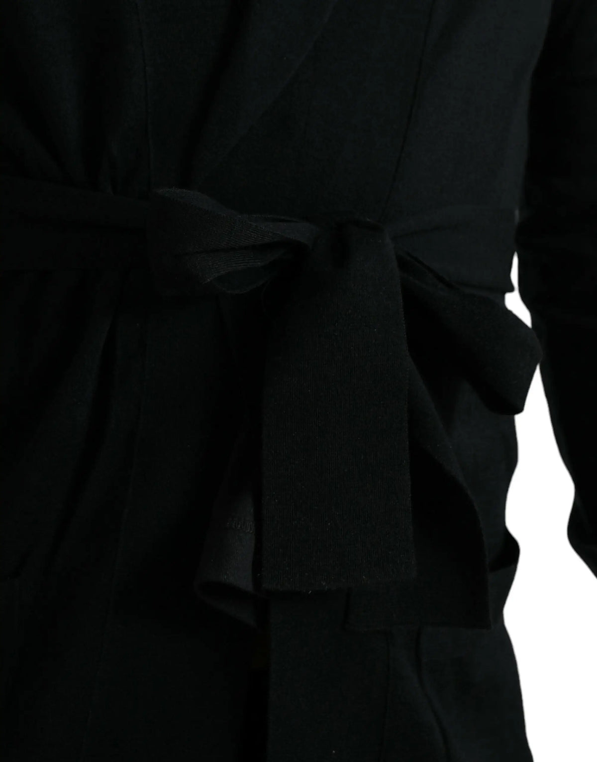 Robe portefeuille ceinture en cachemire noir dolce gabbana avec manches longues et étiquette visible