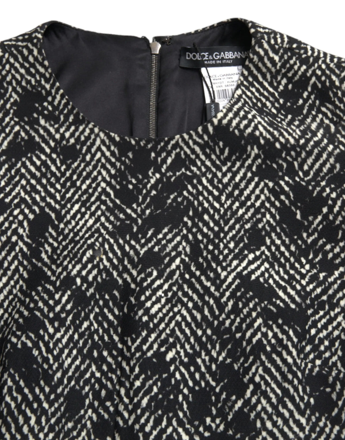 Robe courte dolce & gabbana en polyester noir et blanc à motif chevron avec un design élégant et ajusté