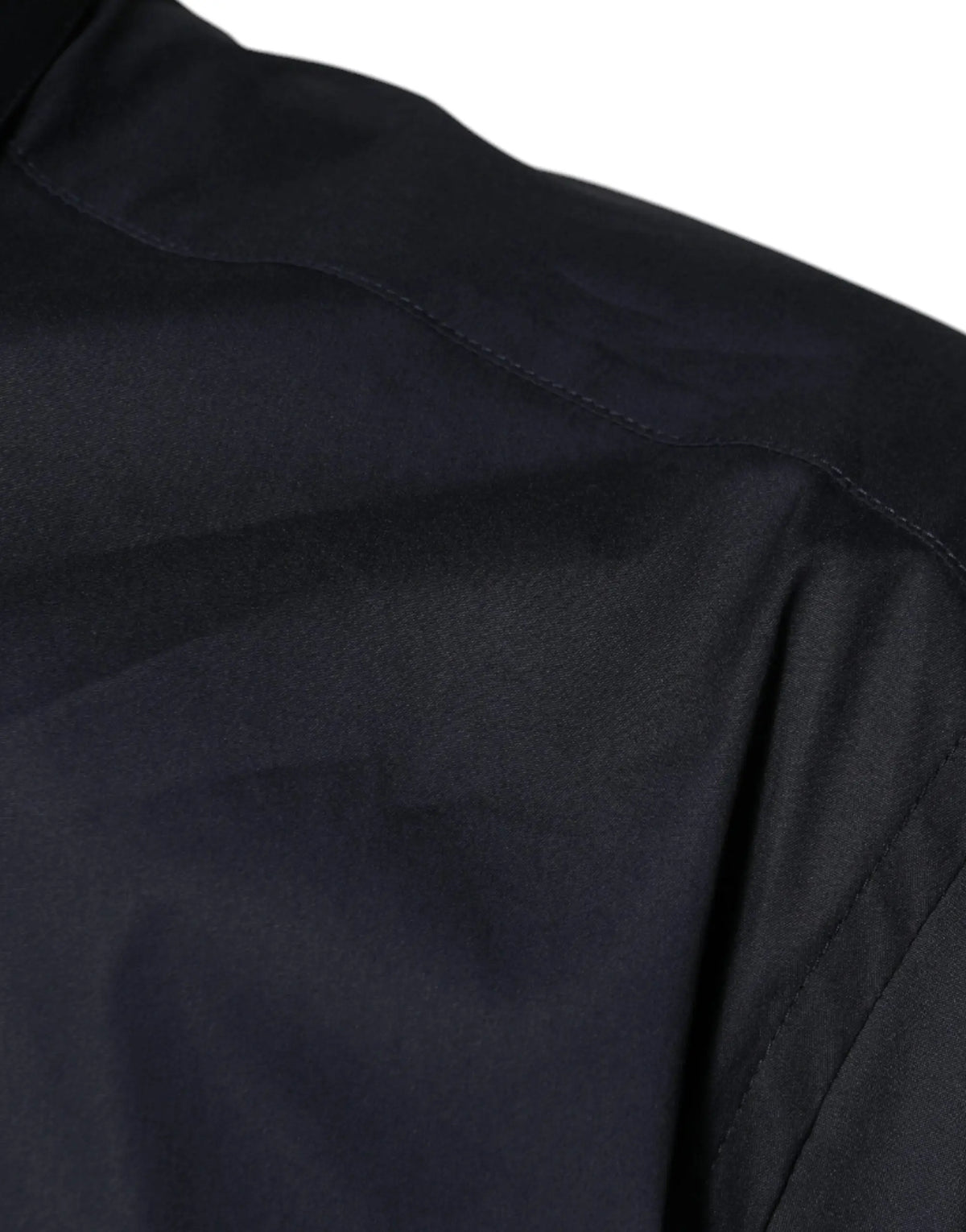 Manche de veste bomber en nylon noir avec coutures discrètes et tissu lisse légèrement réfléchissant pour dolce & gabbana chemise formelle en mélange de coton noir or