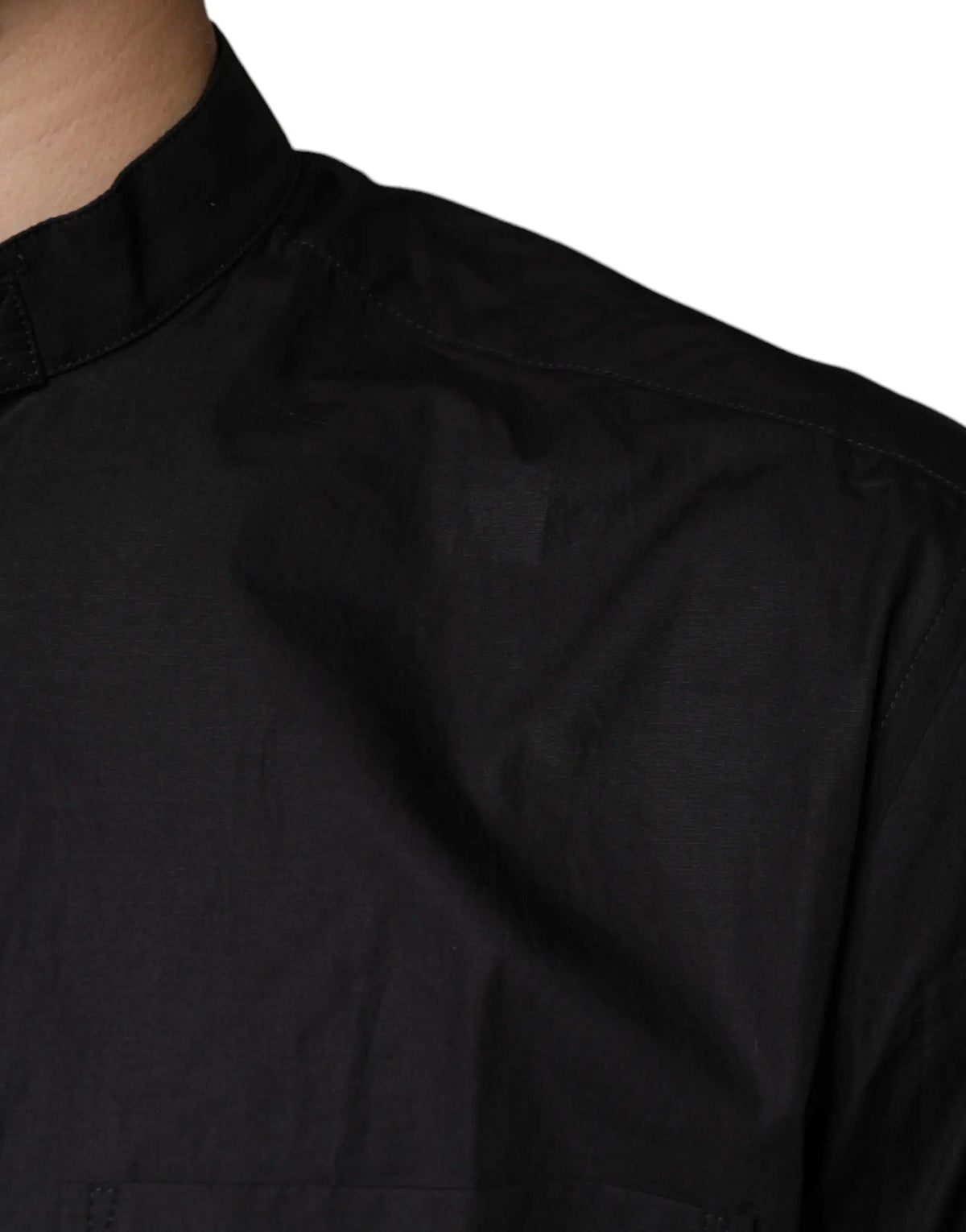 Chemise noire en coton dolce & gabbana pour homme avec col net et boutons pour un style décontracté