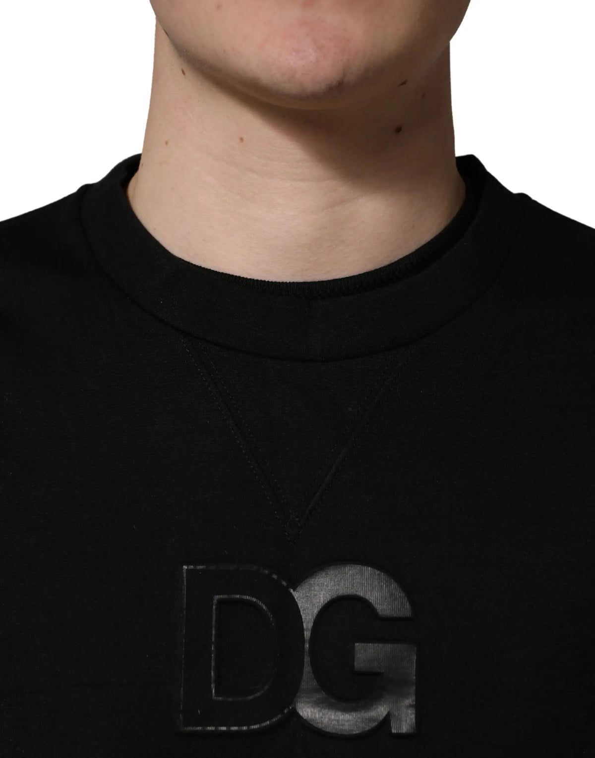 Pull over dolce & gabbana noir en coton avec logo dg texturé argenté métallique sur la poitrine