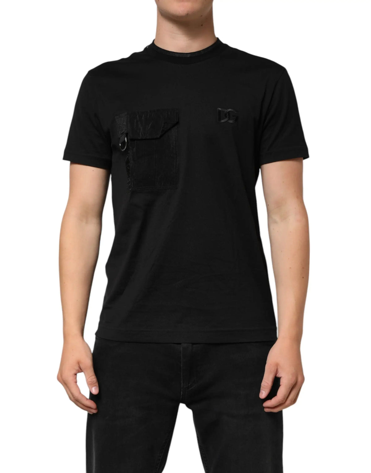 T-shirt noir dolce & gabbana en coton avec poche poitrine et logo brodé dg subtil sur le côté gauche