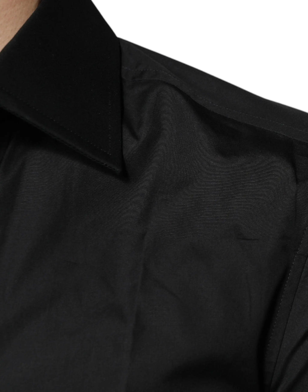 Chemise noire dolce gabbana en coton avec col net et tissu ajusté pour un usage formel manches longues