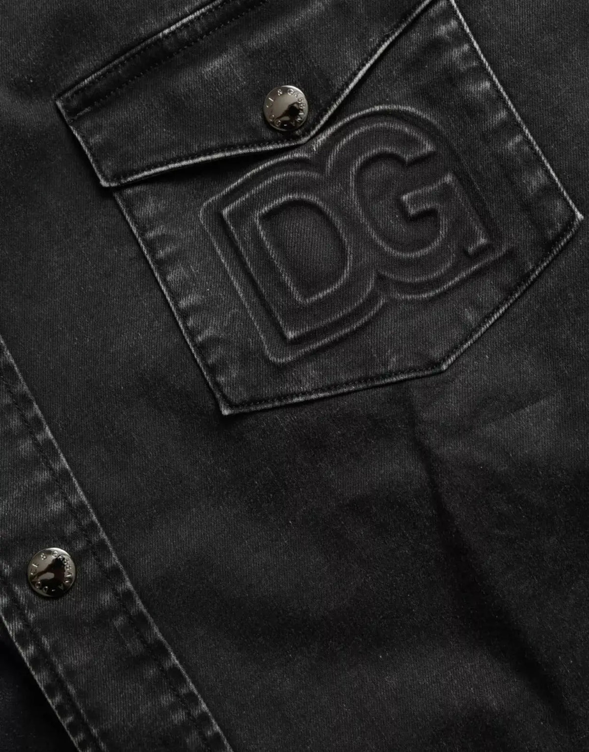 Veste en jean noire dolce gabbana en coton avec logo dg brodé sur la poche poitrine pour un style décontracté