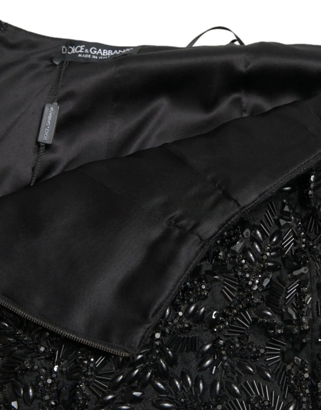 Jupe crayon noire dolce & gabbana en crystal faite main avec détails brodés et paillettes complexes