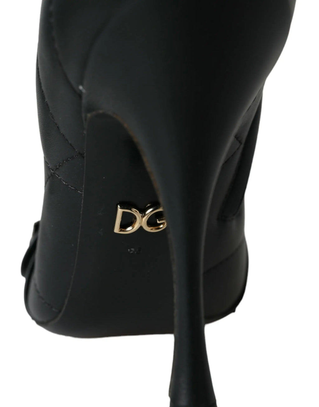Bottes à talons haut en cuir noir dolce & gabbana devotion avec matelassage et plaque logo dorée
