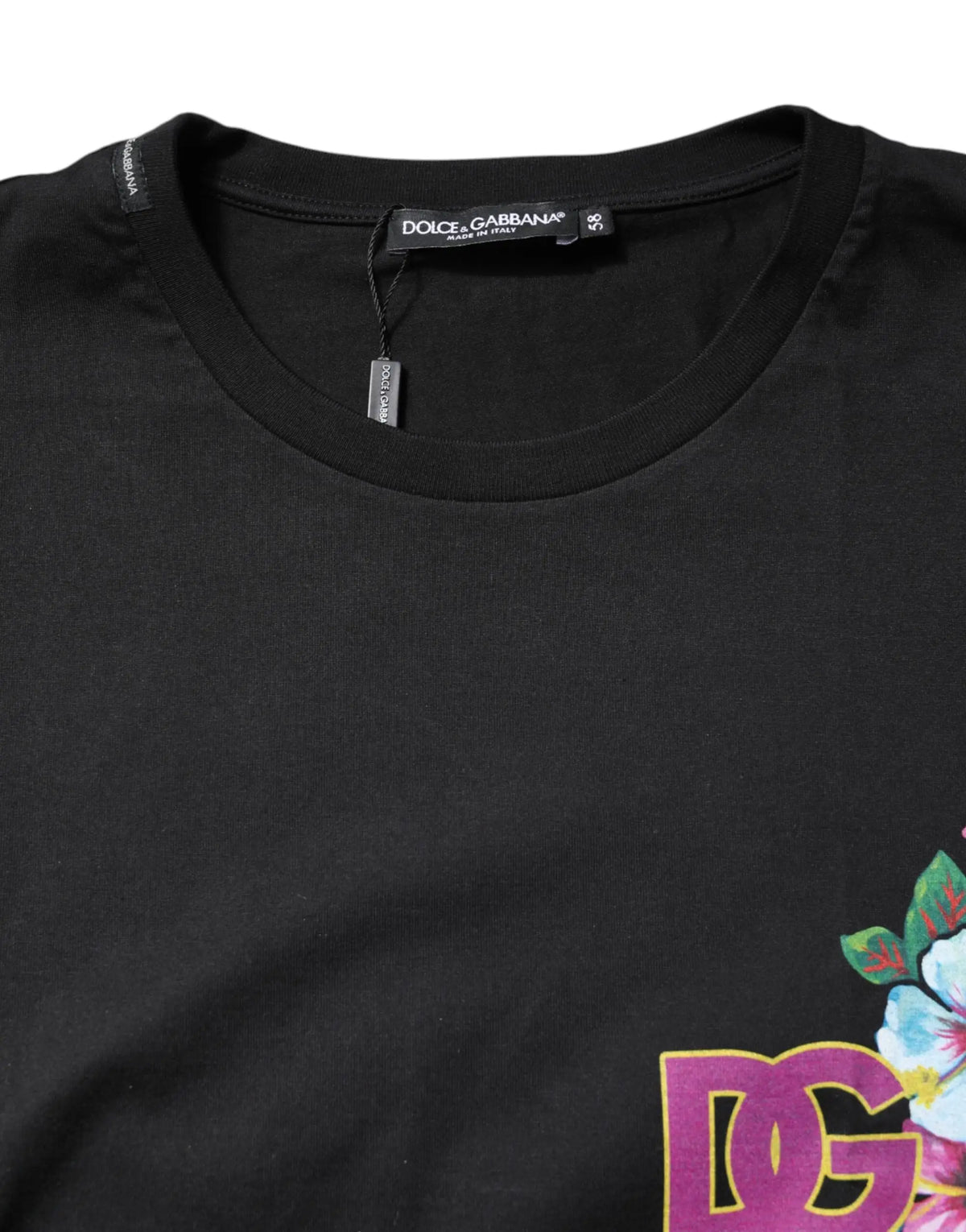 Dolce & gabbana t-shirt noir en coton avec un imprimé floral violet et bleu en bas à droite