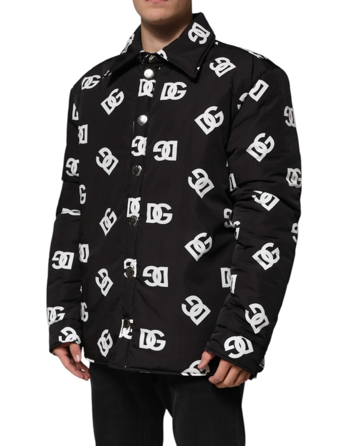 Veste coupe-vent en nylon noire dolce & gabbana avec motif monogramme dg blanc matelassé visible sur toute la surface