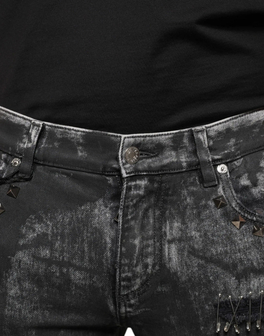 Dolce & gabbana jean skinny en coton noir avec clous étoiles métalliques et épingles de sûreté décoratives