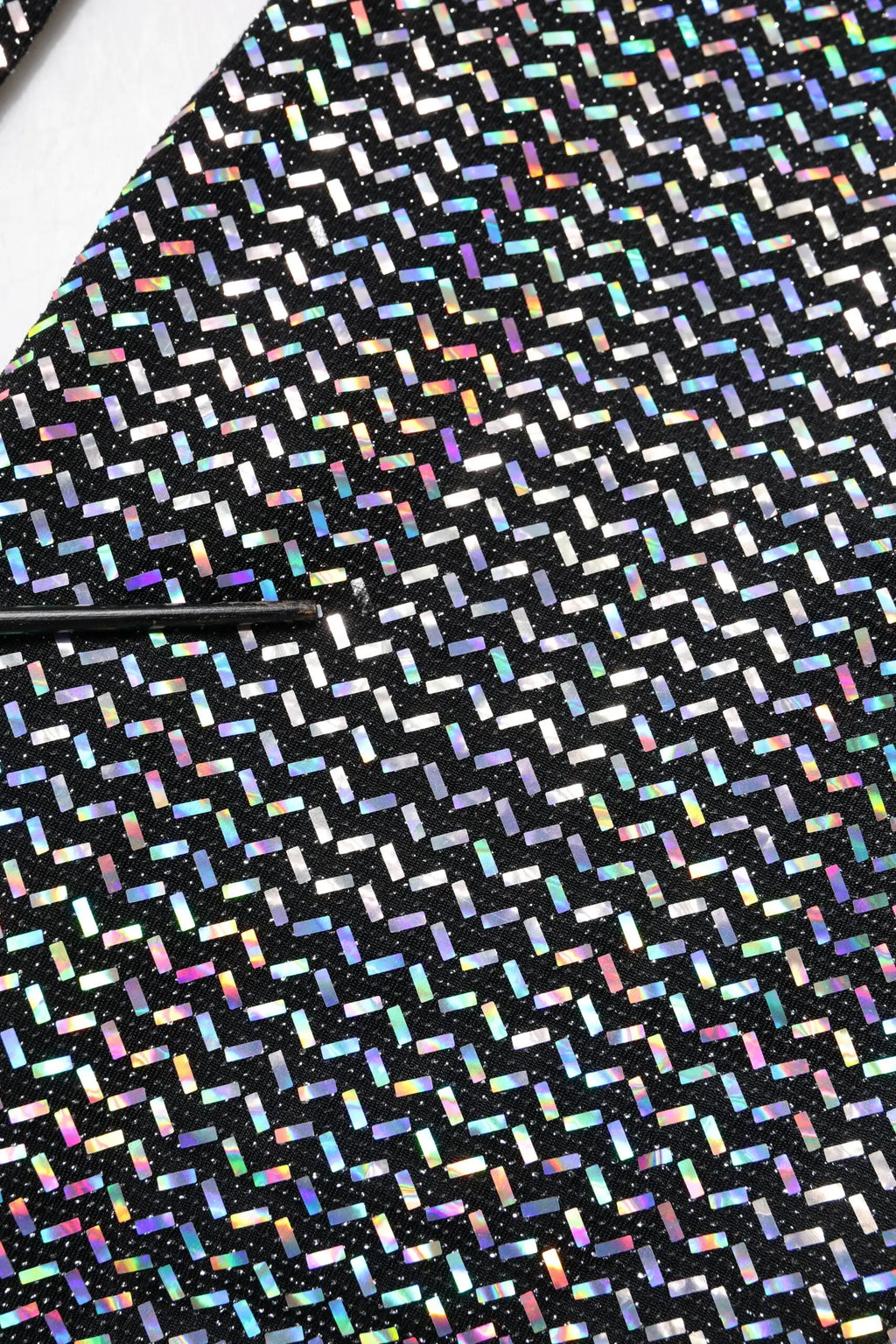 Robe mini noire dolce & gabbana en nylon ajustée avec tissu noir et motif chevrons de carreaux irisés multicolores